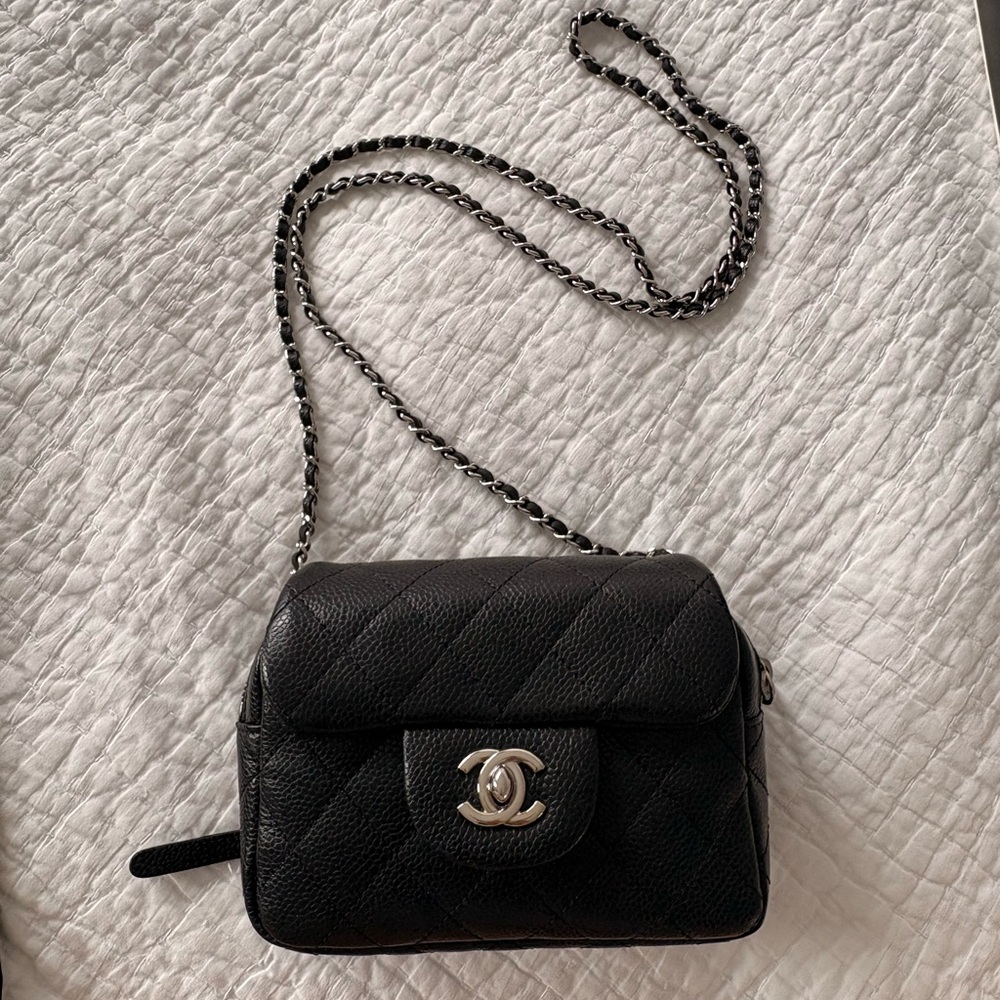 Chanel Black Caviar Mini Flap Wallet on Chain Crossbody SHW - Picture 4 of 14